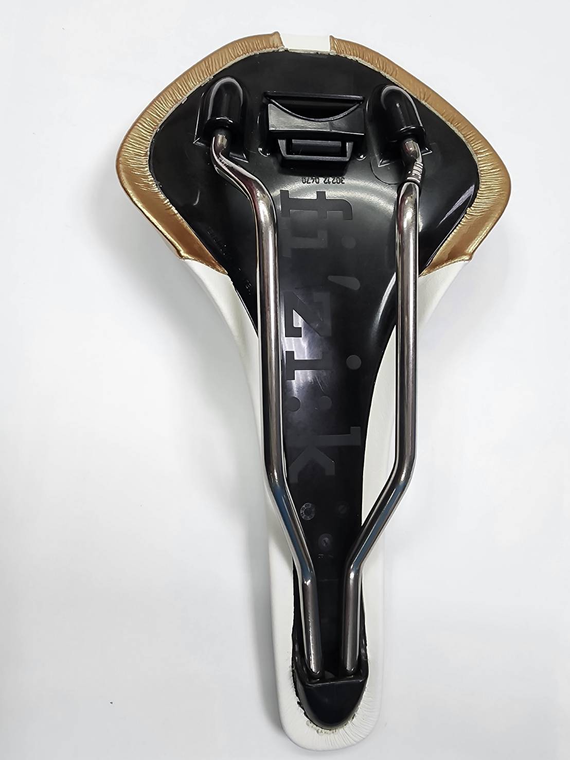 Fizik Antares K:um Rail Racing Saddle Royal Gold with White 197g