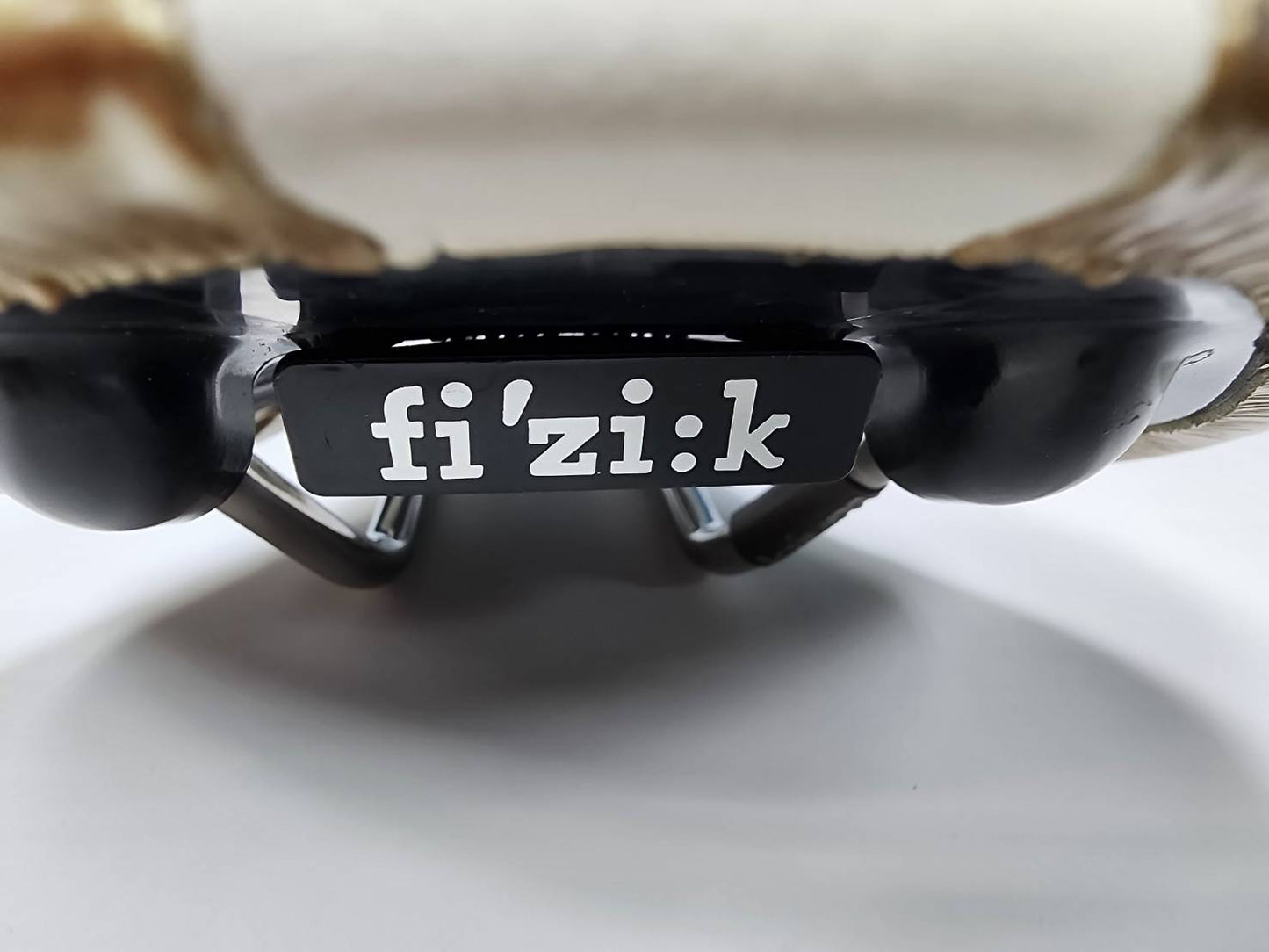 Fizik Antares K:um Rail Racing Saddle Royal Gold with White 197g