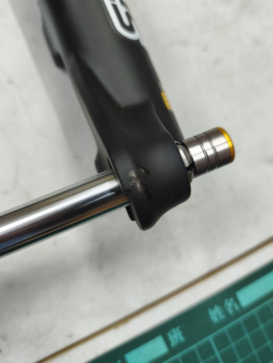 (Uncut Scratch ) SR Suntour XCR 34 29" MTB Fork 100mm Boost 15x110 Remote -Uncut Scratch