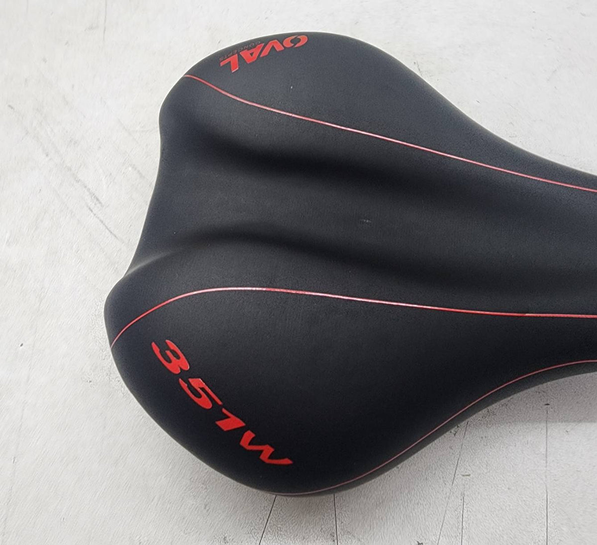 OVAL 351w Road MTB eBike Bicycle 270x145mm Black Seat w/Red ( OV17)
