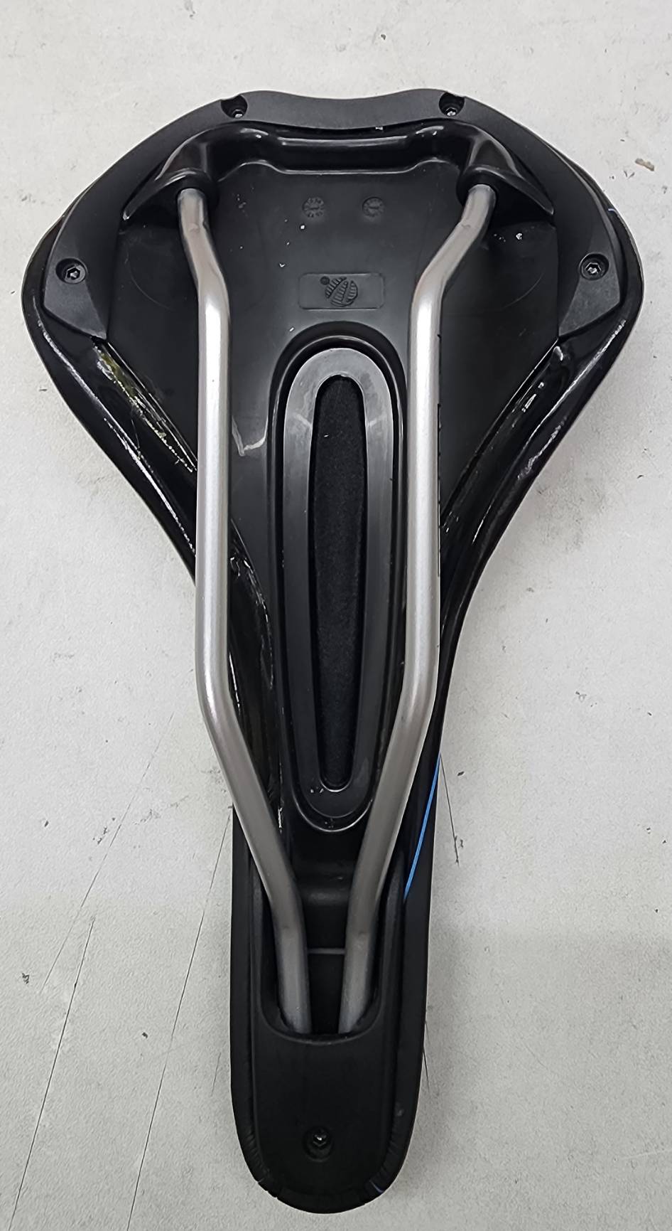 OVAL544 Road MTB eBike Bicycle 270x140mm Black Seat w/Blue ( OV24)