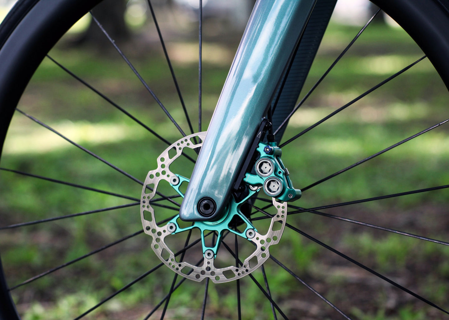 Juin Tech ETF 4-Piston Flat Mount Hydraulic Brake Calipers 160mm E-Bike Green